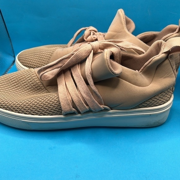 Steve Madden Lancer Women’s Sneakers Size 6.5M Blush Pink Casual Shoes - Picture 3 of 7